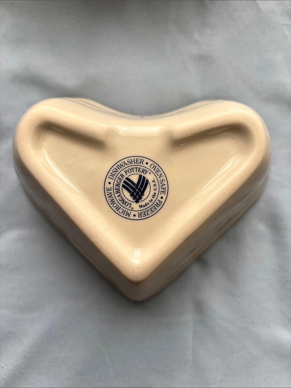 Longaberger Pottery Heart Ramekin Cream and Cornflower Blue - Picture 2 of 5